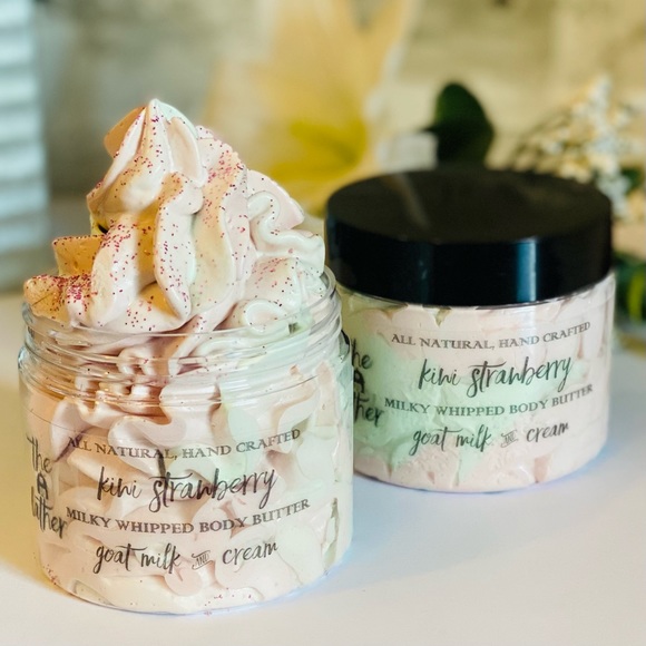 Kiwi Strawberry All Natural SkinEssential Gift Set - Picture 8 of 10